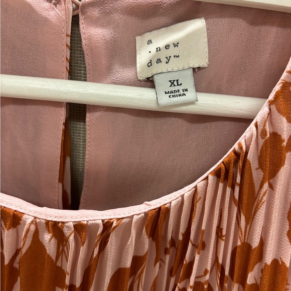 A New Day - XL - Picture 2 of 4